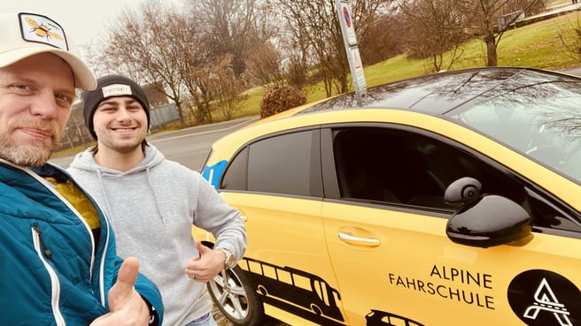 Image Alpine Fahrschule by Jürg Grossen