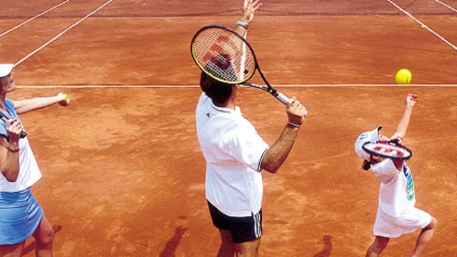 Lunika Tennis image