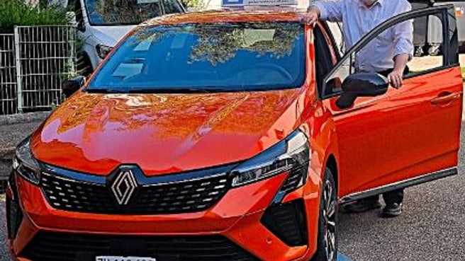 Fahrschule Bernsohn image