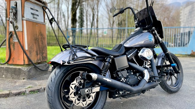 IceHouse Customs™ image