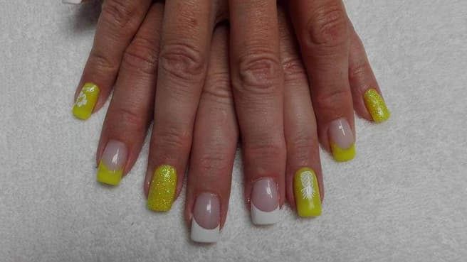 Titan Nails image