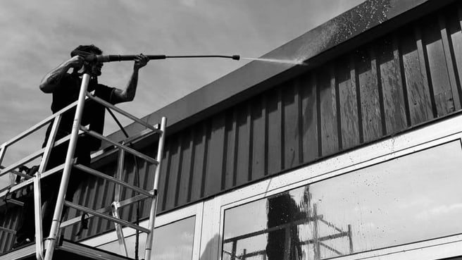 Immagine GlanzOase Azizi Facility Services