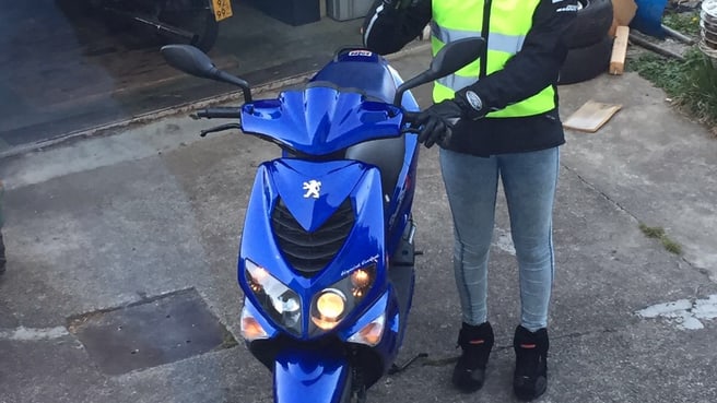 FahrschueL Tom HESS image