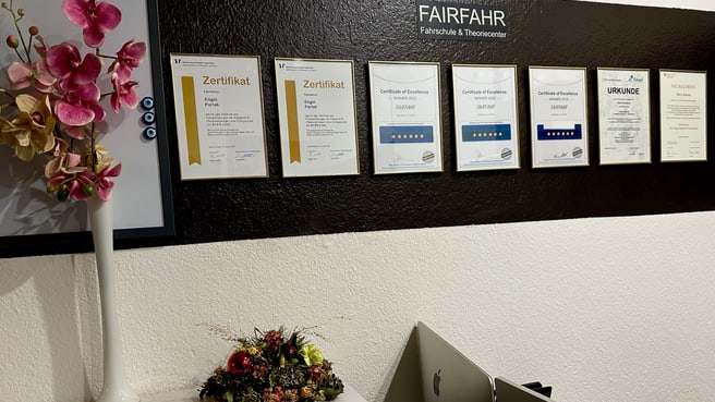 Immagine F A I R F A H R .