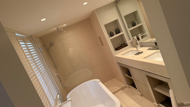 LiMi Peinture  Plâtrerie Peinture & Rénovation image