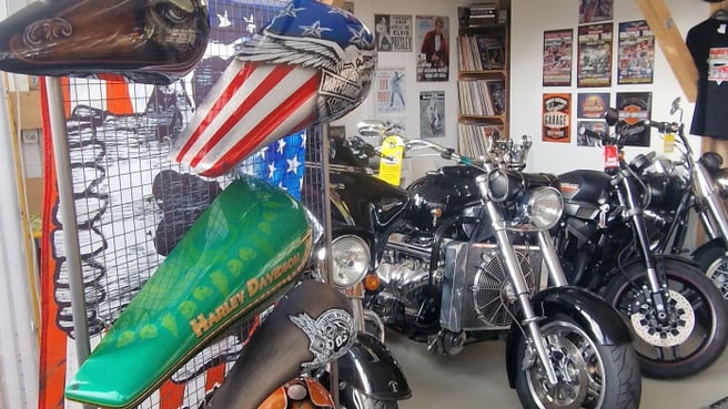 Mario's Paintcare Garage image