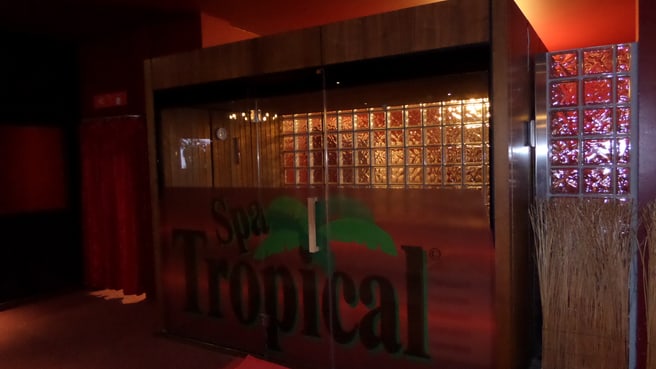 Tropical image