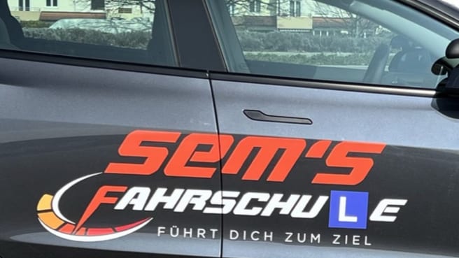 Sem´s Fahrschule image