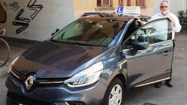 Fahrschule Bernsohn image