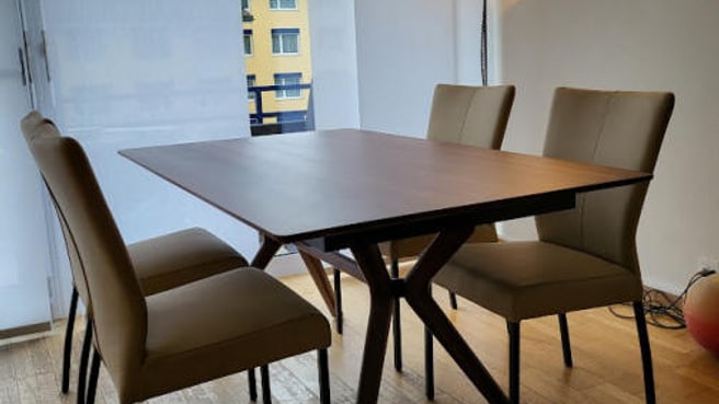 Bild Glasvitrinen GC Gestaltung