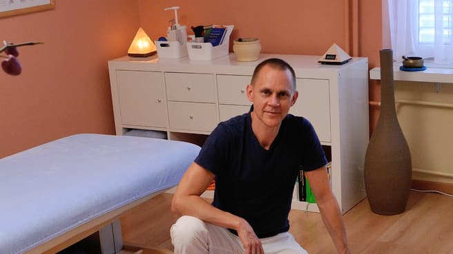 Bild dionysBEWEGT Dionys Schwery | Akupunktur-Massage nach Radloff und Yoga