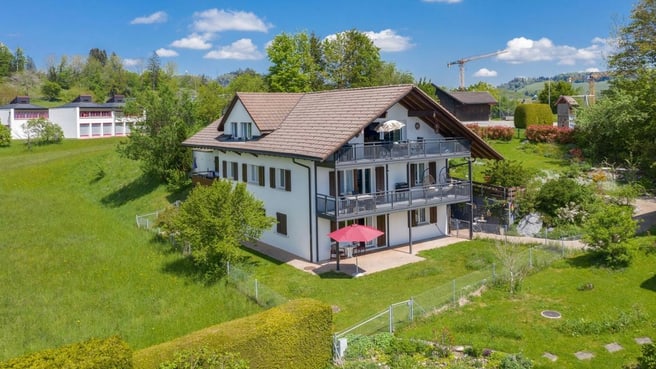 Revesta Immobilien image