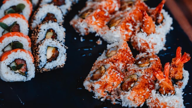 Simply Sushi image