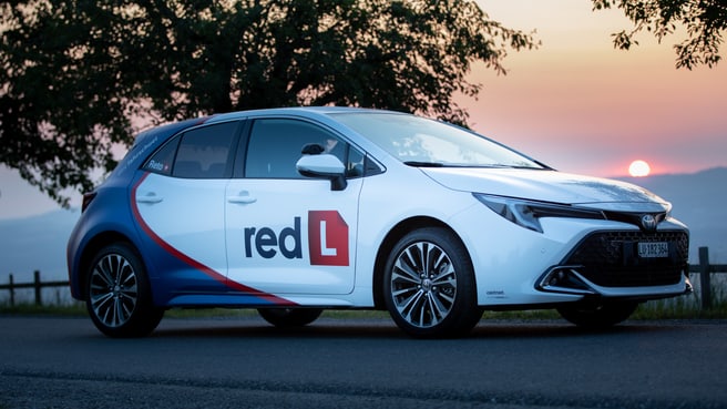 Immagine Fahrschule red-L | Nothelferkurs | Theorie | VKU | Auto