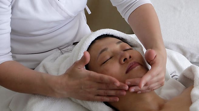 Welltouch Massage image