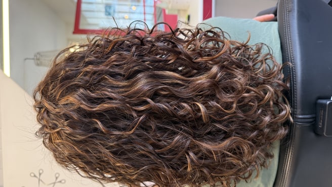 Hair Corner image