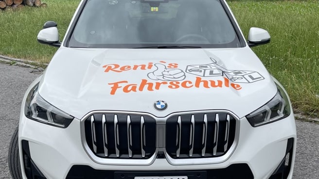 Image Reni‘s Fahrschule Egger - Deine geduldige Fahrlehrerin im Raum Sargans/Mels