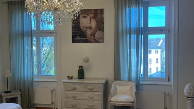 Carol's Beauty Bar image