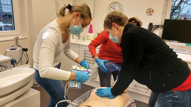 Immagine N∣Dent Zahnarztpraxis Prof. Dr. Neuhaus + Team