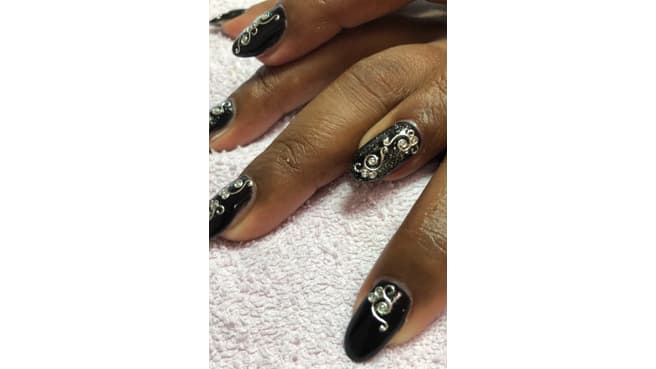 Image Art of Nails Manicure + Nailstudio M. Alagna