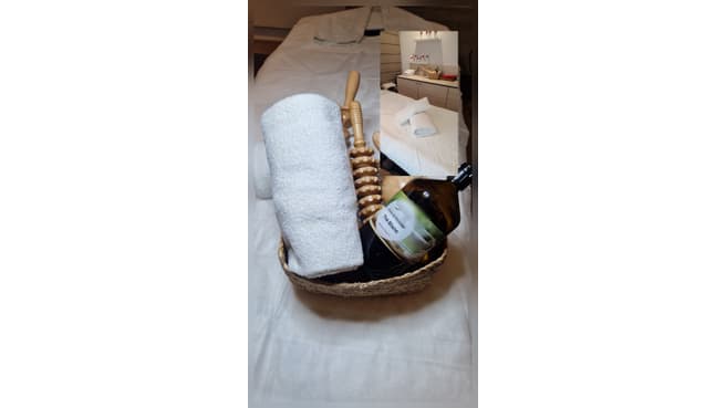 Bild Zen Ästhetik und Massagen