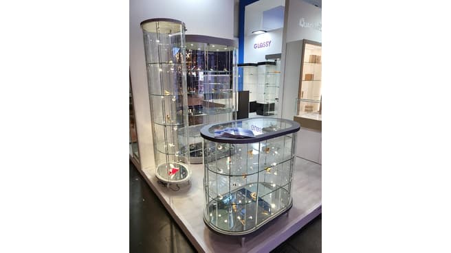 Bild Glasvitrinen GC Gestaltung