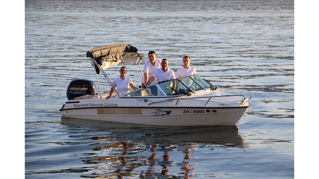 Immagine Motorboot-Fahrschule Zürichsee GmbH