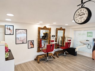 Immagine di Beauty Salon Hasti