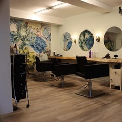 Coiffeur Nadia image