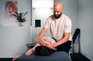 Bild von Hand und Fuss by Max Binder - Rolfing & Personal Training