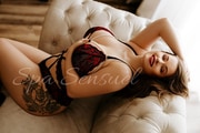 Anna – Charmante Masseurin nahe Zürich
