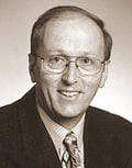 Samuel Neuhaus, Betriebswirtschafter HF/HKG